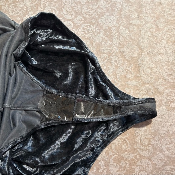 Intimately Free FP~ new ~ Don’t You Wish Velvet Bodysuit in Sunflower Seed ~XL - Picture 8 of 15